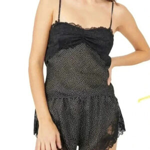 Free People Intimately All Dressed Up Dotted Lace Cami Top size Medium